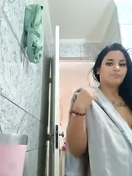 Snapshot of isapacheco69 chatting on February 7, 2026, 8:45 pm isapacheco69 online show from February 7, 2026, 8:45 pm