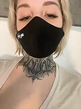 AllisonXAlfred online show from February 8, 2026, 1:03 pm