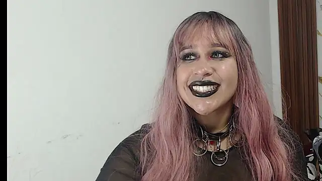 Snapshot of valen_ros chatting on March 1, 2026, 11:40 pm valen ros online show from March 1, 2026, 11:40 pm