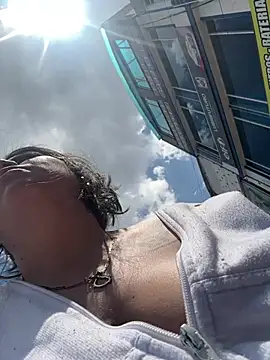 Thalia xx online show from February 28, 2026, 5:25 pm