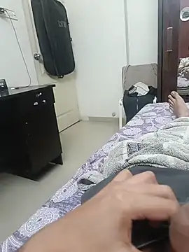 Snapshot of deadpool099 chatting on February 23, 2026, 8:39 pm deadpool099 online show from February 23, 2026, 8:39 pm