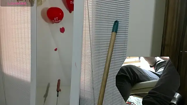 Snapshot of Nyomi_browm chatting on February 11, 2026, 4:23 pm Nyomi browm online show from February 11, 2026, 4:23 pm