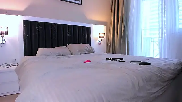 marrena a online show from February 23, 2026, 8:44 am