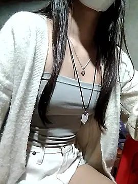 DoliceGirl2k online show from April 1, 2026, 11:33 am