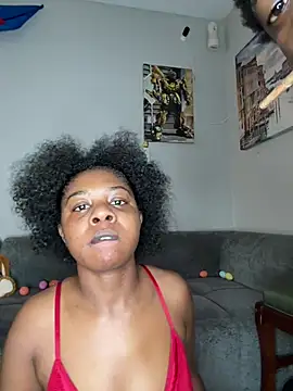 Snapshot of Ebony_Queeen chatting on April 4, 2026, 7:44 pm Ebony Queeen online show from April 4, 2026, 7:44 pm