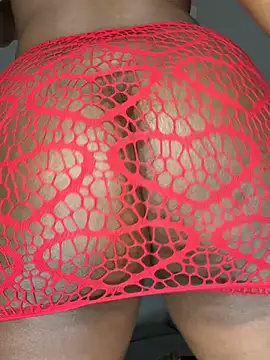 Snapshot of Ebony_Queeen chatting on April 10, 2026, 1:00 am Ebony Queeen online show from April 10, 2026, 1:00 am