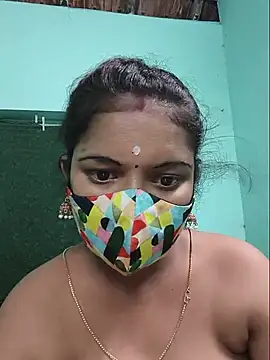 Snapshot of Tamilkannadacouple chatting on May 31, 2026, 6:09 pm Tamilkannadacouple online show from May 31, 2026, 6:09 pm