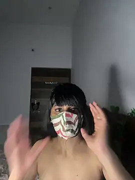 Snapshot of KavyaCurves chatting on February 18, 2026, 7:54 pm KavyaCurves online show from February 18, 2026, 7:54 pm