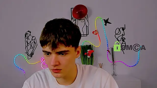 Snapshot of emil_lucky chatting on February 13, 2026, 12:23 pm emil lucky online show from February 13, 2026, 12:23 pm