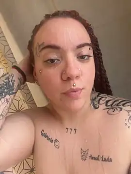 Diablita13 online show from March 1, 2026, 1:35 pm