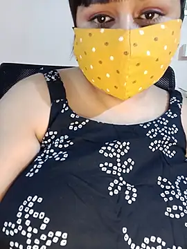 Snapshot of Lovely-Lina7 chatting on May 27, 2026, 6:27 pm Lovely-Lina7 online show from May 27, 2026, 6:27 pm