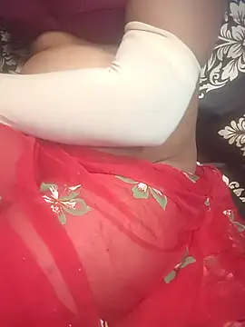 Snapshot of nili_singh chatting on February 15, 2026, 7:10 pm nili singh online show from February 15, 2026, 7:10 pm