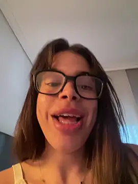 Snapshot of Brigitte01 chatting on May 21, 2026, 6:59 pm Brigitte01 online show from May 21, 2026, 6:59 pm