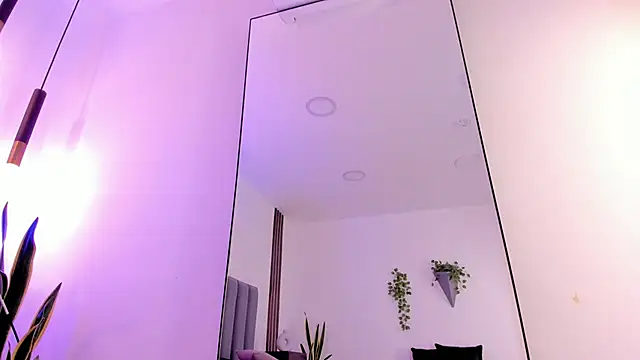 galilea marquez  online show from March 19, 2026, 11:47 am