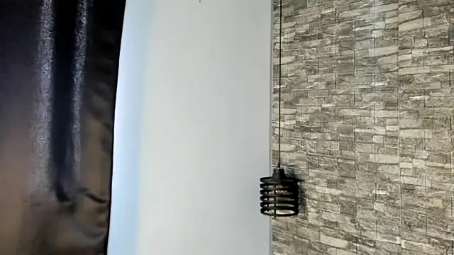 ASHLEY COLLINS1 online show from April 4, 2026, 1:41 pm