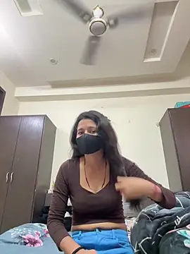 raavigirl online show from March 26, 2026, 5:46 am