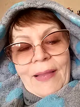 Snapshot of SophieBurns chatting on March 1, 2026, 10:06 am SophieBurns online show from March 1, 2026, 10:06 am