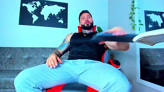 Alessrose online show from February 20, 2026, 7:47 pm