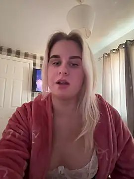 Snapshot of Bethanymaex chatting on March 25, 2026, 3:07 pm Bethanymaex online show from March 25, 2026, 3:07 pm