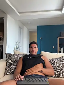 Snapshot of NicoHeat chatting on March 10, 2026, 2:11 pm NicoHeat online show from March 10, 2026, 2:11 pm