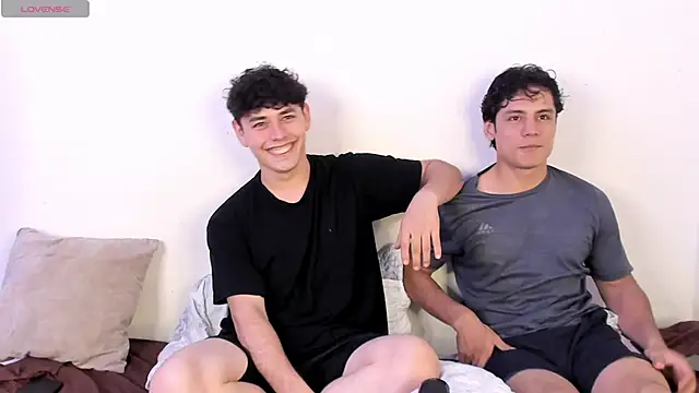 Snapshot of hans_andres17 chatting on February 22, 2026, 1:07 am hans andres17 online show from February 22, 2026, 1:07 am