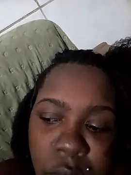 jhessycam5 online show from April 3, 2026, 9:35 pm