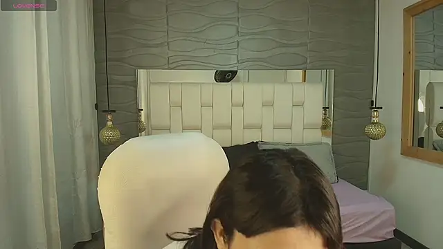 Snapshot of Thaliaa_Lopez chatting on February 16, 2026, 12:12 pm Thaliaa Lopez online show from February 16, 2026, 12:12 pm