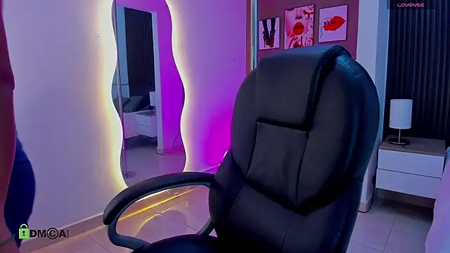 Dulcecooper1 online show from March 21, 2026, 7:39 pm