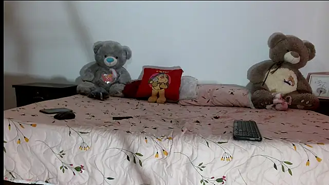 karolsweetvagi online show from April 2, 2026, 6:05 pm