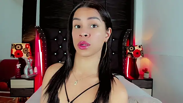 Snapshot of Makeyla_Fox_ chatting on March 2, 2026, 7:32 pm Makeyla Fox online show from March 2, 2026, 7:32 pm