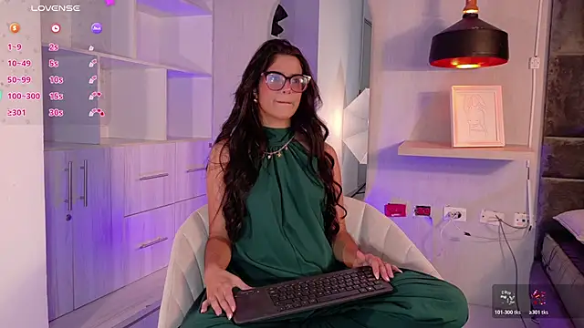 Snapshot of milan_walsh chatting on February 20, 2026, 2:39 pm milan walsh online show from February 20, 2026, 2:39 pm