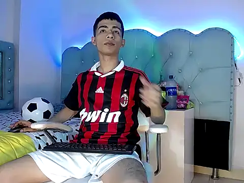 Snapshot of Apolo_Richards chatting on February 21, 2026, 7:48 pm Apolo Richards online show from February 21, 2026, 7:48 pm