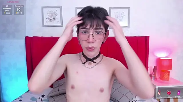 Demian Hush online show from March 6, 2026, 3:14 am