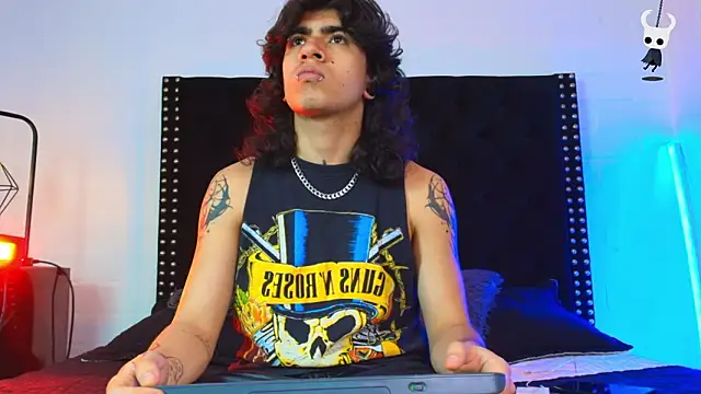 Snapshot of Axell_Kussh chatting on February 14, 2026, 2:47 pm Axell Kussh online show from February 14, 2026, 2:47 pm