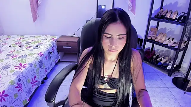 Snapshot of Canddy_Doll_ chatting on February 17, 2026, 8:26 pm Canddy Doll online show from February 17, 2026, 8:26 pm