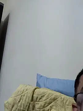 MOREN044 online show from March 13, 2026, 2:07 am