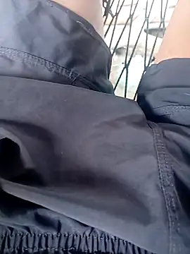 Snapshot of luisMigueloor chatting on April 7, 2026, 7:25 pm luisMigueloor online show from April 7, 2026, 7:25 pm