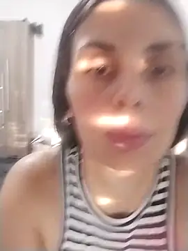 Snapshot of MAGNETICGIRLL91 chatting on February 19, 2026, 9:44 pm MAGNETICGIRLL91 online show from February 19, 2026, 9:44 pm