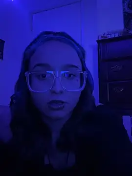 Snapshot of mommynxttie chatting on February 27, 2026, 8:14 am mommynxttie online show from February 27, 2026, 8:14 am