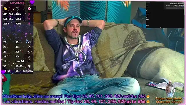 Snapshot of SwatRocShy chatting on February 24, 2026, 7:06 am SwatRocShy online show from February 24, 2026, 7:06 am