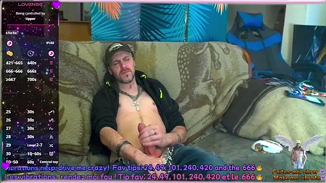 Snapshot of SwatRocShy chatting on February 25, 2026, 7:18 am SwatRocShy online show from February 25, 2026, 7:18 am