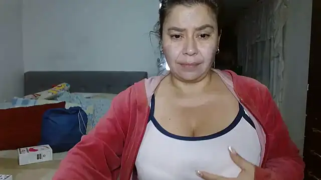 Karo sexy online show from January 1, 2025, 5:54 am