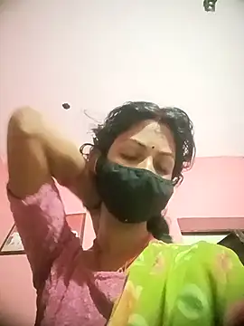 BIG QWEEN NO1 online show from March 7, 2026, 10:40 pm