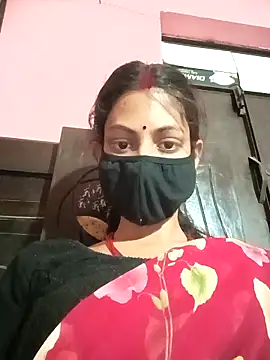 BIG QWEEN NO1 online show from April 9, 2026, 9:04 am