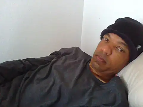 Snapshot of lavelle26 chatting on February 14, 2026, 6:43 am lavelle26 online show from February 14, 2026, 6:43 am