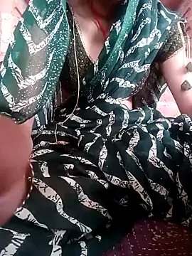 Snapshot of Komal4050 chatting on June 30, 2026, 2:56 am Komal4050 online show from June 30, 2026, 2:56 am