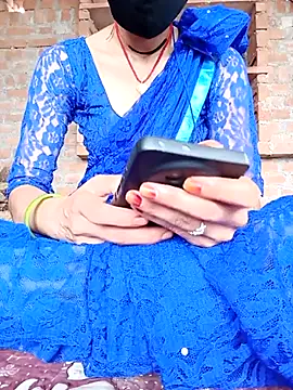 Snapshot of Komal4050 chatting on July 3, 2026, 2:51 am Komal4050 online show from July 3, 2026, 2:51 am