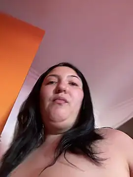 Snapshot of Amber_Sinn chatting on May 10, 2026, 2:22 pm Amber Sinn online show from May 10, 2026, 2:22 pm