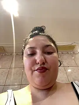 Snapshot of Amber_Sinn chatting on May 26, 2026, 11:28 am Amber Sinn online show from May 26, 2026, 11:28 am