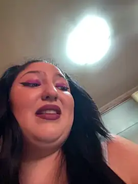 Snapshot of Amber_Sinn chatting on May 27, 2026, 2:25 pm Amber Sinn online show from May 27, 2026, 2:25 pm